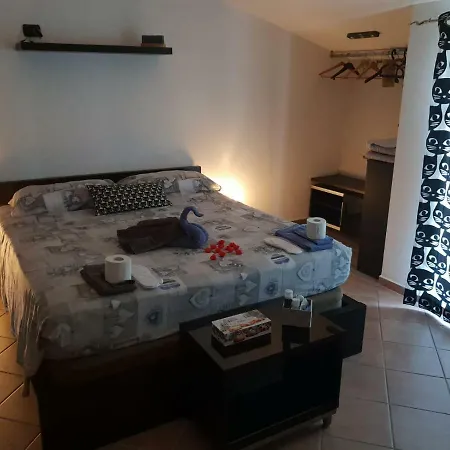 La Casa Di Tom Riva Ligure