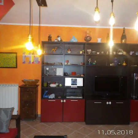 Holiday home La Casa Di Tom Riva Ligure
