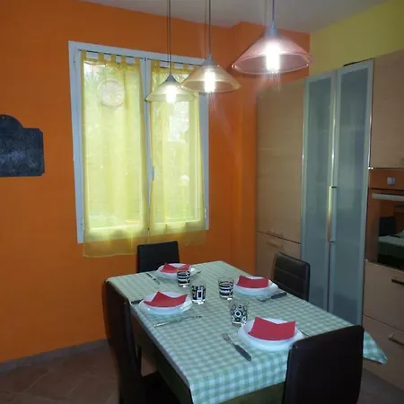La Casa Di Tom Riva Ligure