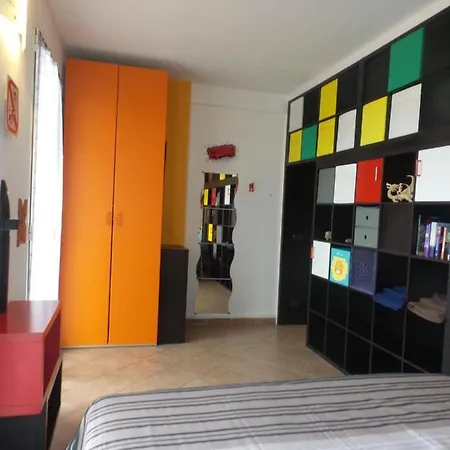 La Casa Di Tom Riva Ligure